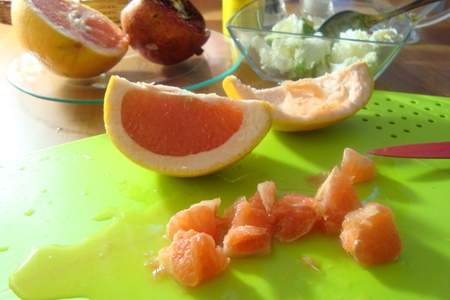 Салат с авокадо и грейпфрутом "зимняя радость": шаг 2