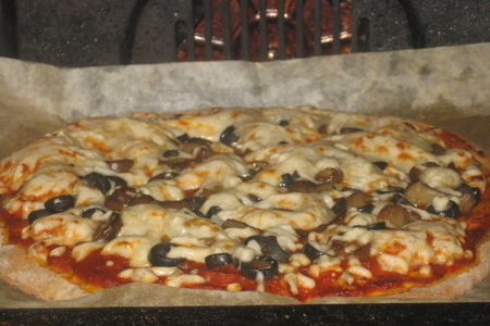 Быстрая пицца на бездрожжевом тесте.: шаг 9