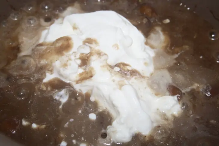 Пенне ригате с мясным соусом с грибами "аля бефстроганов": шаг 16