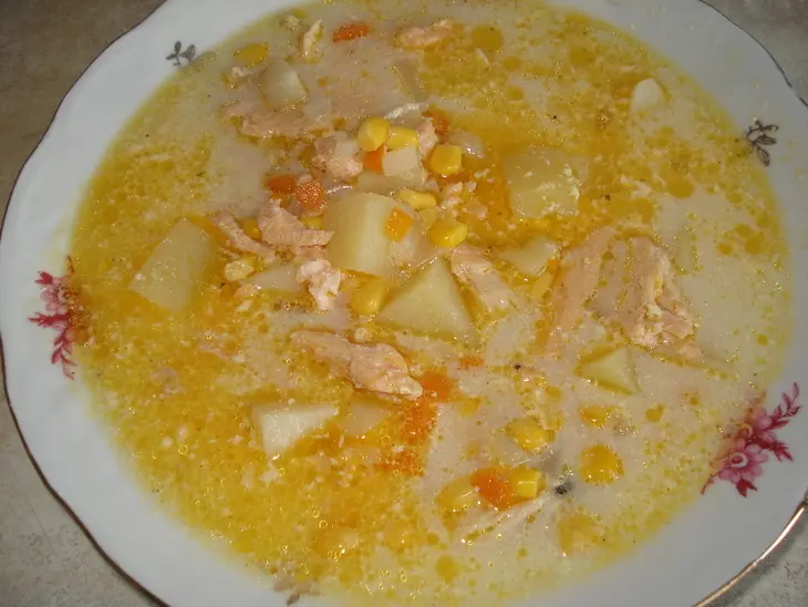 Похлебка из форели и кукурузы: шаг 8