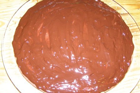 Шоколадный торт с клубникой.: шаг 5