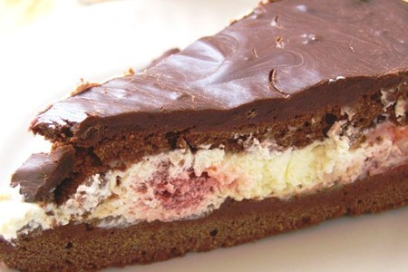 Шоколадный торт с клубникой.: шаг 8