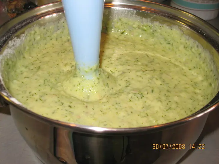 Оладьи кабачковые с сыром: шаг 4