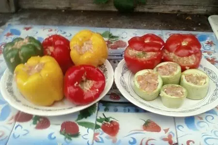 Разноцветные овощи, фаршированные мясом с дымком: шаг 5