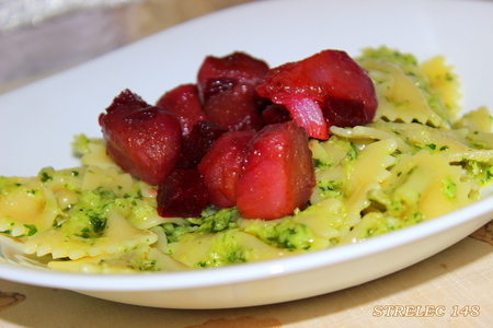 Фарфалле-салат с розовыми гребешками и соусом песто.: шаг 8