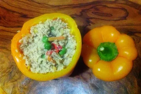 Фаршированные перцы куриным риетом и кускусом в томатном соусе: шаг 5