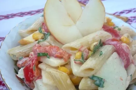 Макаронный салат с яблоком и запечённым перцем: шаг 4