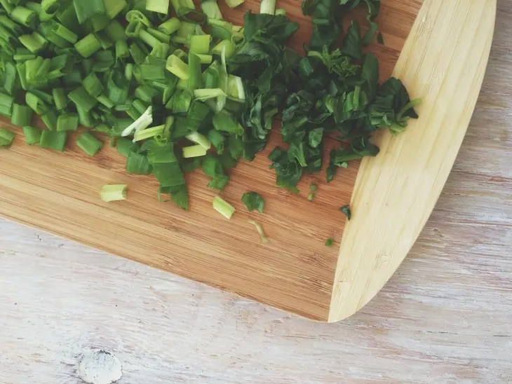 Салат с penne rigate, мидиями и вялеными томатами: шаг 5