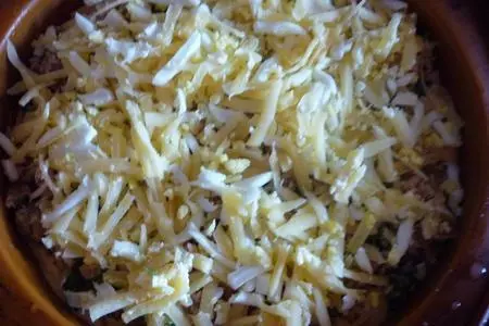 Рыбный пирог с грибами: шаг 6
