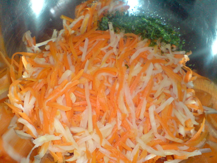 Insalata capricciosa /салат с сельдереем,морковью и креветками: шаг 5