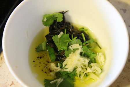 Салат из пасты фузилли с оливками и помидорами: шаг 3