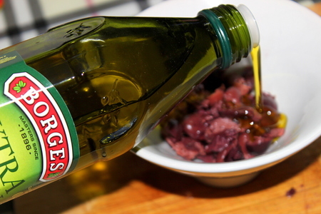 Пенне-салат с копченой зубаткой и оливками каламата.: шаг 2