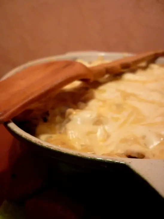 Картофельная запеканка с щавелем и куриным филе: шаг 4