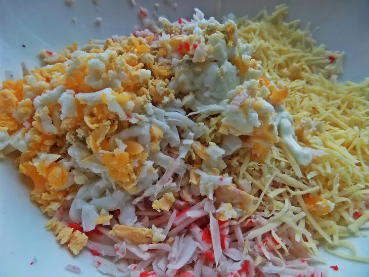 Салат из пенне с овощами и сырными "рафаэлками": шаг 7