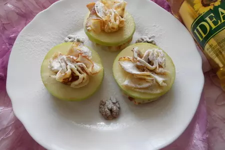 Блинные мешочки с изюмом, яблоками и орехами: шаг 9
