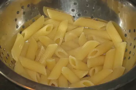 Салат с пастой "итальянские мотивы": шаг 2