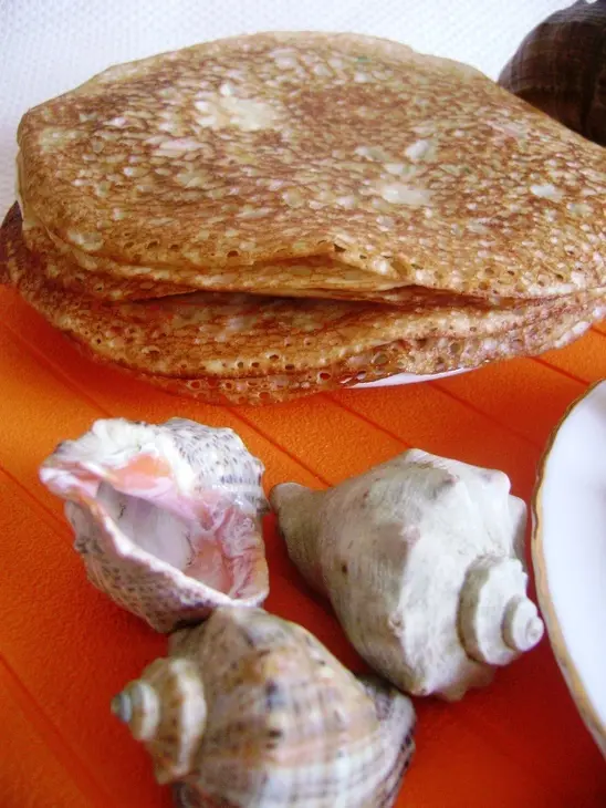Блинчики закусочные с крабовыми палочками.: шаг 5