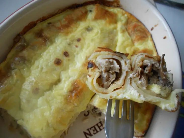 Запеченные блины с курицей и шампиньонами: шаг 9