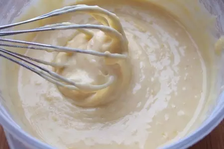 Лимонные оладушки на сгущенном молоке: шаг 6