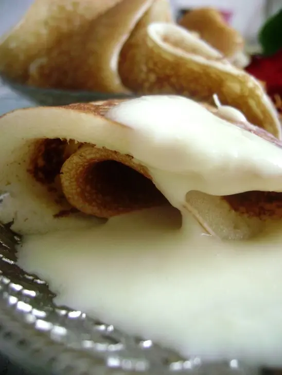 Нежные бисквитные блинчики со вкусом пиноколады.: шаг 8