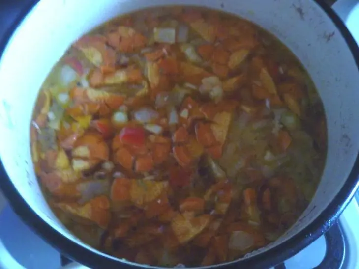 Суп с penne rigate и запечёнными овощами: шаг 2