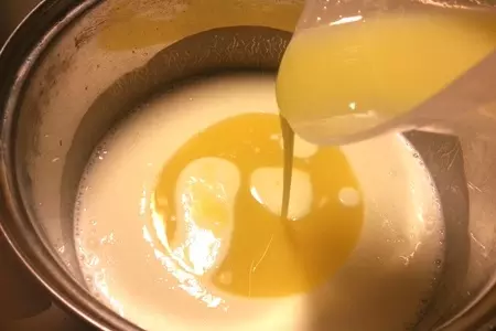 Блины "скороспелки" и селедочная начинка для них: шаг 4