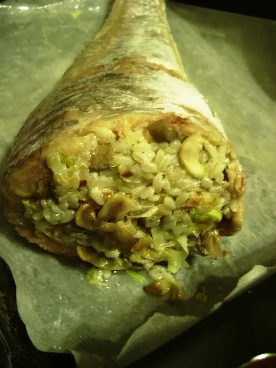 Треска, фаршированная рисом с грибами: шаг 3