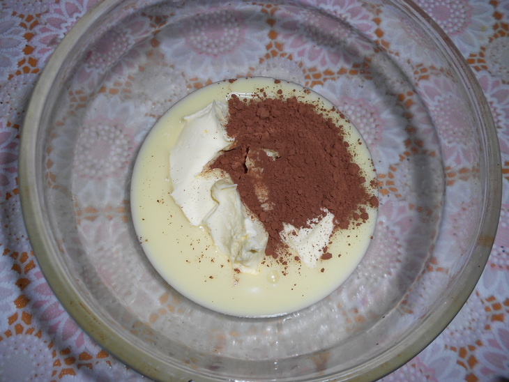 Блинный торт с шоколадным кремом и земляникой: шаг 6