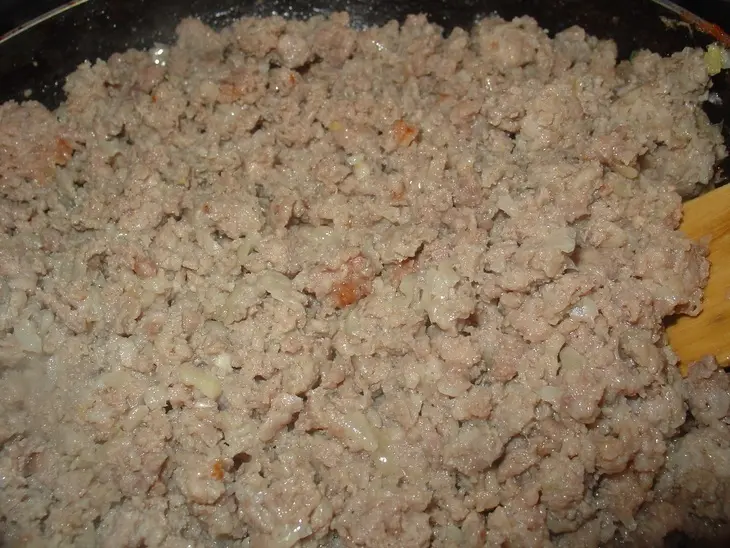 Плетенка с мясом: шаг 2