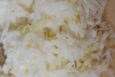 Картофельные корзиночки с копченой форелью под яблочной сальсей: шаг 2
