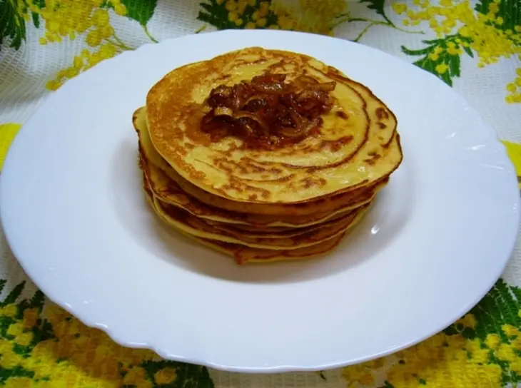 Блины гороховые с луковым конфитюром: шаг 5