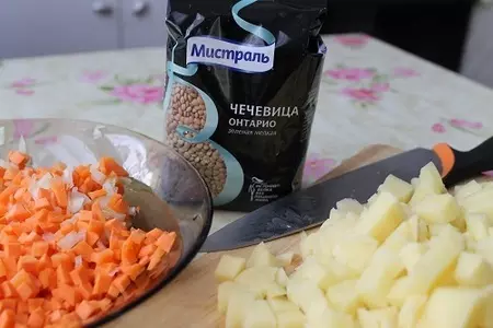 Чечевичная похлебка, традиционный средиземноморский суп: шаг 1