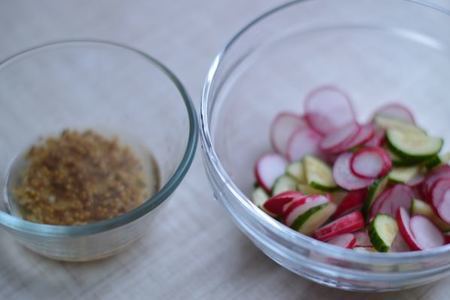 Салат с хрустящей уткой, фасолью маш и овощами: шаг 3