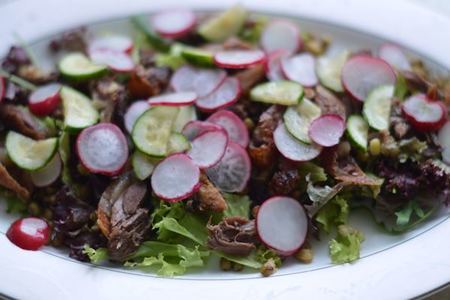 Салат с хрустящей уткой, фасолью маш и овощами: шаг 6