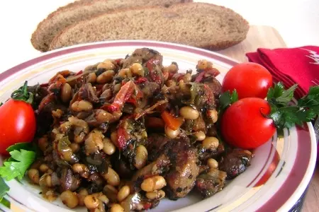 Рагу из белой фасоли со свининой и грибами: шаг 5