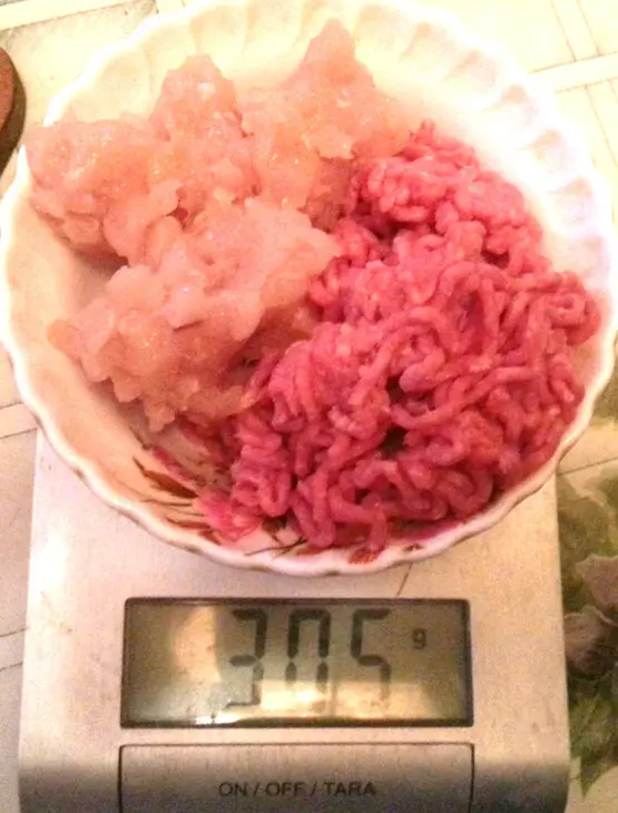 Кабачки фаршированные мясом и овощами "сообразим на троих": шаг 1