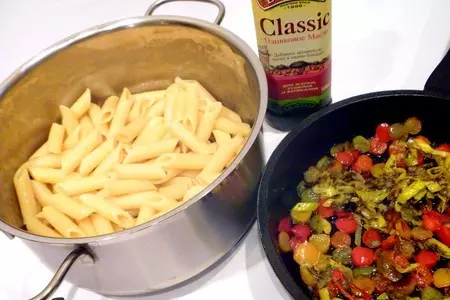 Паста penne rigate с "конфетти" из паприки: шаг 4