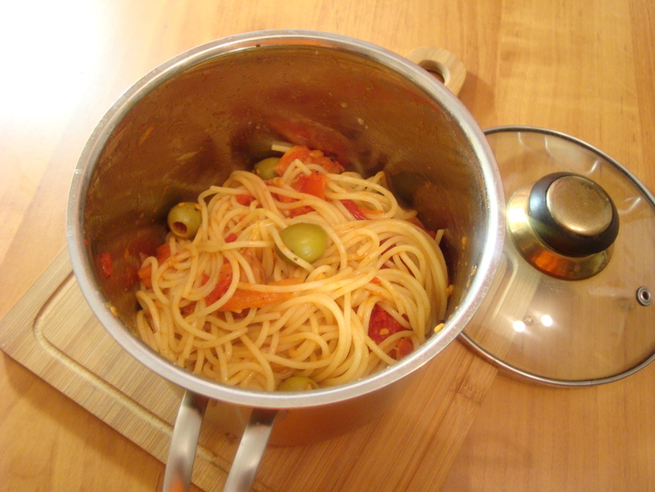 Спагетти с томатами (еда в пост).: шаг 7