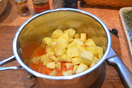 Фузилли запеченные с картофелем с пикантным тыквено-яблочным соусом: шаг 3
