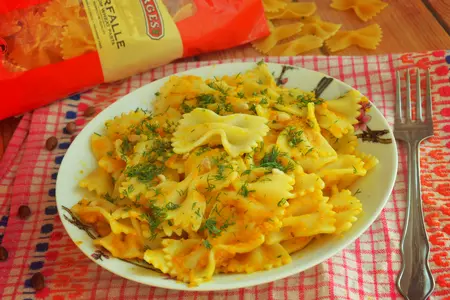 Фарфалле с овощами и кедровыми орешками: шаг 4