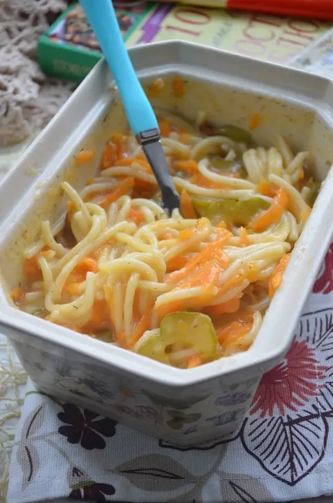 Спагетти запеченные с грибами в духовке: шаг 8