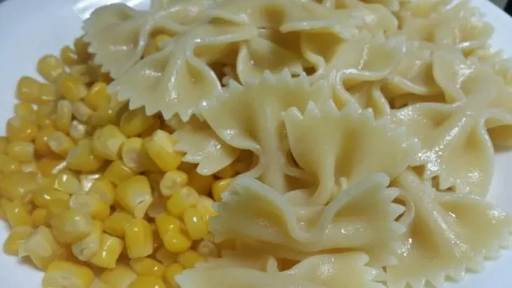 Фарфалле с кукурузой и  постным соусом: шаг 4