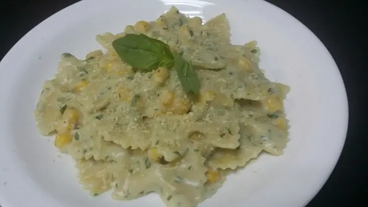 Фарфалле с кукурузой и  постным соусом: шаг 8
