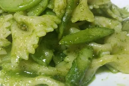 Фарфалле с овощами и соусом из кинзы: шаг 7
