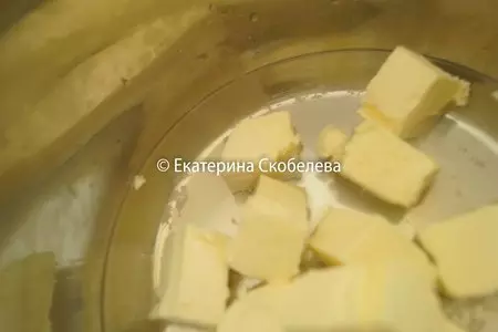 Эклеры с воздушным творожной начинкой и глянцевой шоколадной глазурью: шаг 1