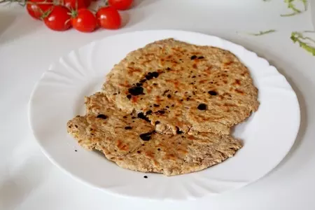 Легкий салат с креветками и микс салатом: шаг 8