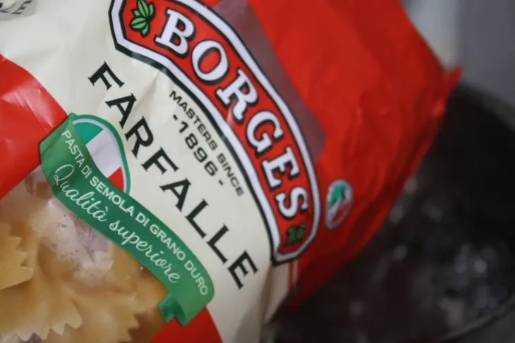 Жульен с утиным конфитом, королевскими шампиньонами и farfalle borges: шаг 4