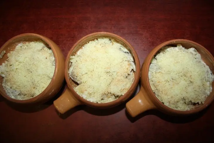 Жульен с утиным конфитом, королевскими шампиньонами и farfalle borges: шаг 13