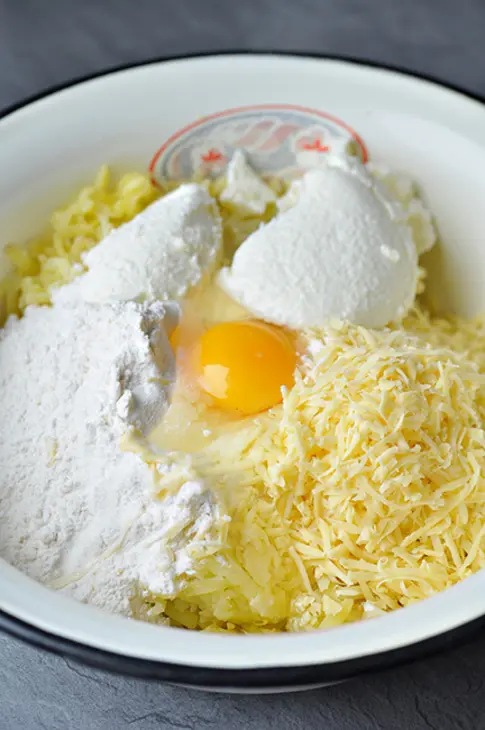 Картофельно-сырные ньокки, фаршированные мясом.: шаг 2