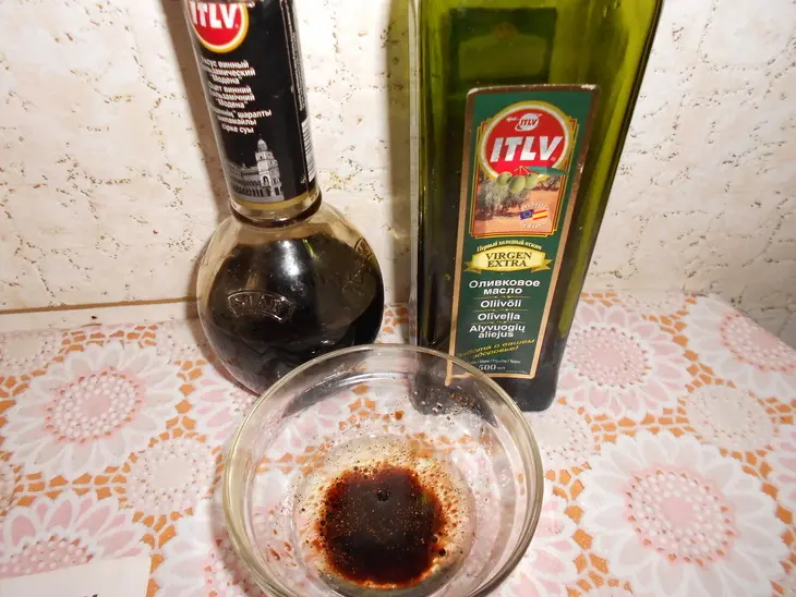 Салат с курицей на подушке из овощей: шаг 7